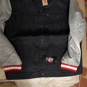 New England Patriots Levi's Men's Denim Jacket with Gray Sleeves and Red Accents